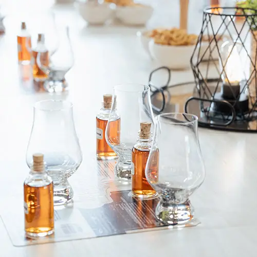 Glitter and Moonshine Experience | Prohibition Tasting